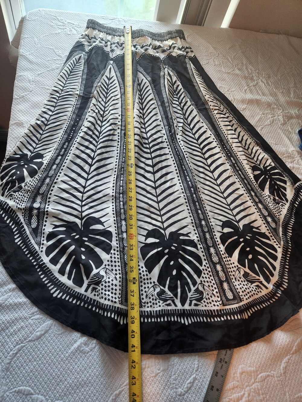FARM Rio Black and Cream Asymmetrical Maxi Skirt - Picture 4 of 9